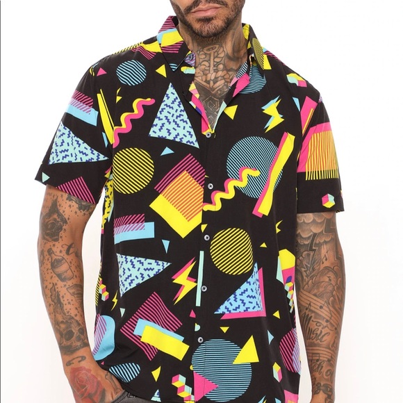 Geometric Short Sleeve. - Picture 2 of 5